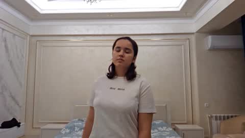 Snapshot of eulajaster chatting on December 17, 2025, 2:34 pm eulajaster online show from December 17, 2025, 2:34 pm