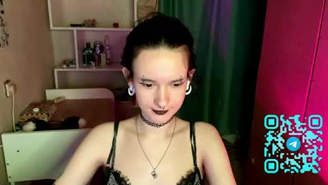 Kate online show from April 26, 2026, 11:41 am