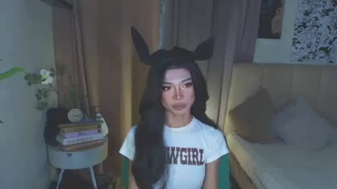 Snapshot of euphoric_goddess chatting on June 23, 2026, 5:05 am euphoric_goddess online show from June 23, 2026, 5:05 am
