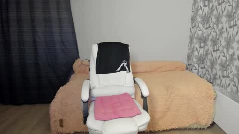 Eva online show from February 14, 2026, 9:11 pm