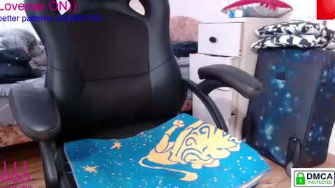 Snapshot of eva_blond_hot chatting on February 24, 2025, 7:33 am Eva online show from February 24, 2025, 7:33 am