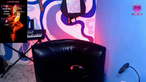 Snapshot of eva_brooks1 chatting on September 19, 2025, 6:59 am Iris Smile independent model online show from September 19, 2025, 6:59 am