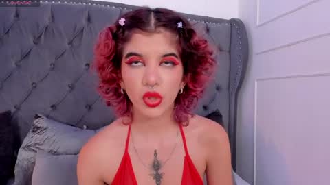 Snapshot of eva_caos chatting on May 8, 2026, 5:13 am Eva online show from May 8, 2026, 5:13 am