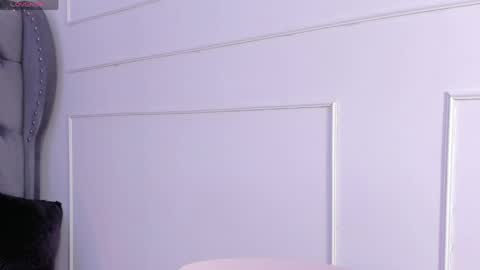 Snapshot of eva_caos chatting on May 18, 2026, 4:07 am Eva online show from May 18, 2026, 4:07 am