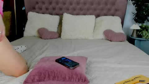 Snapshot of eva_crazy_ chatting on February 2, 2026, 3:11 pm Eva online show from February 2, 2026, 3:11 pm