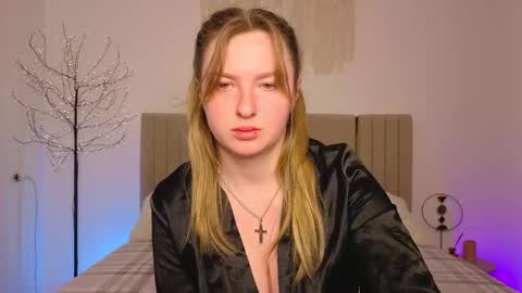 Snapshot of eva_crazy_ chatting on March 4, 2026, 7:47 am Eva online show from March 4, 2026, 7:47 am