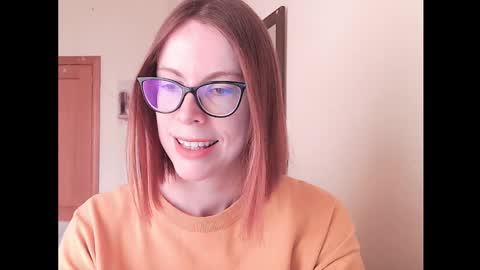 Snapshot of eva_cutesmile chatting on November 20, 2025, 2:50 pm Eva online show from November 20, 2025, 2:50 pm