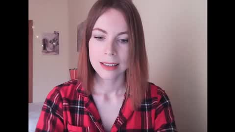 Snapshot of eva_cutesmile chatting on December 2, 2025, 1:50 pm Eva online show from December 2, 2025, 1:50 pm