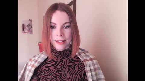 Snapshot of eva_cutesmile chatting on December 3, 2025, 3:21 pm Eva online show from December 3, 2025, 3:21 pm