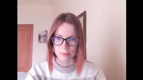 Snapshot of eva_cutesmile chatting on January 6, 2026, 1:37 pm Eva online show from January 6, 2026, 1:37 pm