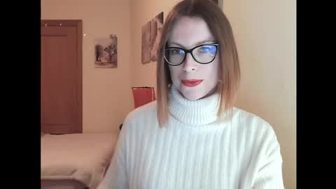 Snapshot of eva_cutesmile chatting on March 4, 2026, 6:58 pm Eva online show from March 4, 2026, 6:58 pm