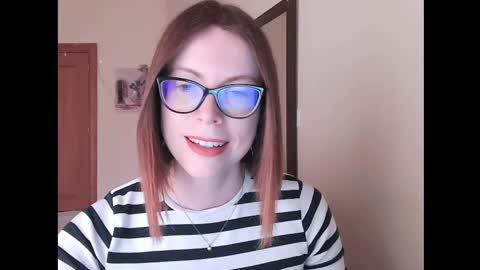 Snapshot of eva_cutesmile chatting on April 21, 2026, 5:28 pm Eva online show from April 21, 2026, 5:28 pm