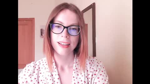 Snapshot of eva_cutesmile chatting on April 23, 2026, 3:36 pm Eva online show from April 23, 2026, 3:36 pm