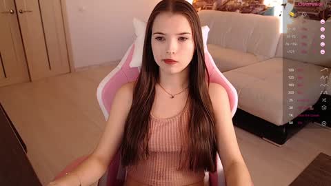 Snapshot of eva_davie chatting on February 5, 2025, 12:06 pm Eva online show from February 5, 2025, 12:06 pm