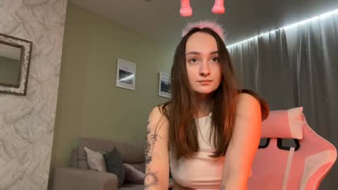 Snapshot of eva_elfis chatting on December 18, 2024, 10:02 pm Eva online show from December 18, 2024, 10:02 pm