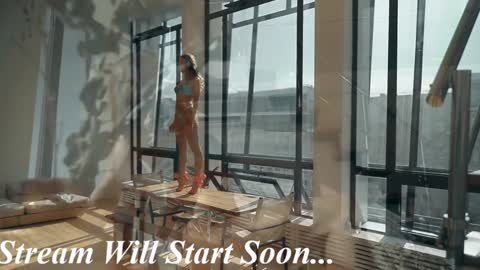 Snapshot of eva_fashionista chatting on December 13, 2025, 9:09 pm Eva online show from December 13, 2025, 9:09 pm