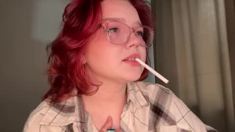 eva_kittenn online show from April 27, 2026, 8:56 am