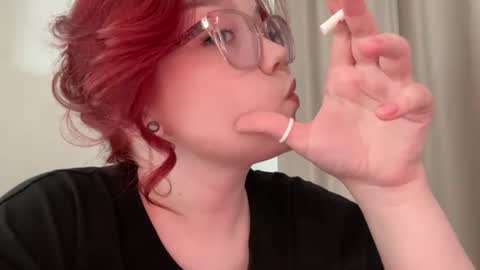 Snapshot of eva_kittenn chatting on June 22, 2026, 3:53 pm eva_kittenn online show from June 22, 2026, 3:53 pm