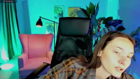 Snapshot of eva_leeee chatting on June 22, 2026, 5:15 am Eva online show from June 22, 2026, 5:15 am