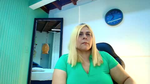 eva_love49 online show from March 11, 2026, 7:31 pm