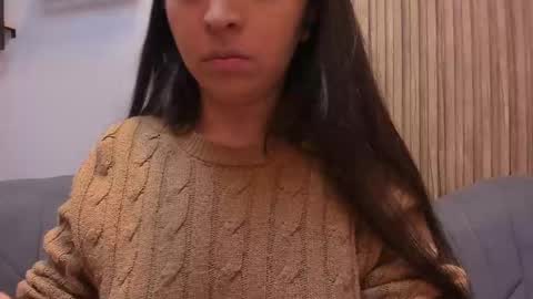 Snapshot of eva_macalliter chatting on December 21, 2024, 3:25 am Angelinne online show from December 21, 2024, 3:25 am