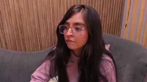 Snapshot of eva_macalliter chatting on January 30, 2025, 6:13 am Angelinne online show from January 30, 2025, 6:13 am