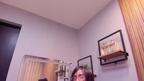 Snapshot of eva_macalliter chatting on February 2, 2025, 12:57 pm Angelinne online show from February 2, 2025, 12:57 pm