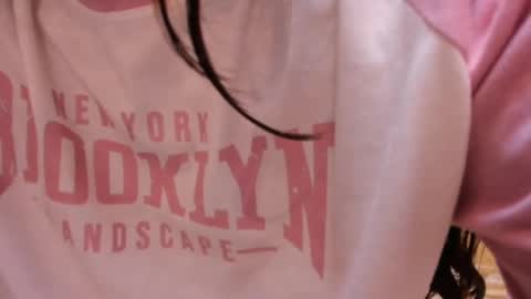 Snapshot of eva_macalliter chatting on February 23, 2025, 7:55 am Angelinne online show from February 23, 2025, 7:55 am