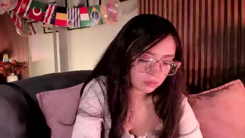 Angelinne online show from June 21, 2026, 3:09 am