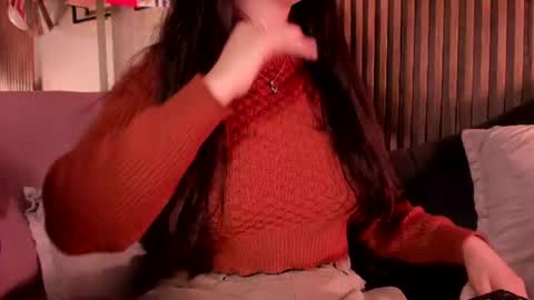 Angelinne online show from July 18, 2026, 3:33 am