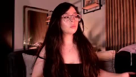 Angelinne online show from July 28, 2026, 10:53 pm