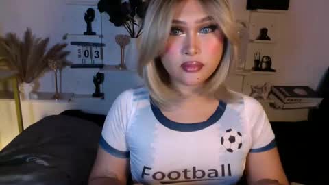 Snapshot of eva_mazikeen69 chatting on May 3, 2026, 8:04 pm Queen Eva Mazikeen online show from May 3, 2026, 8:04 pm