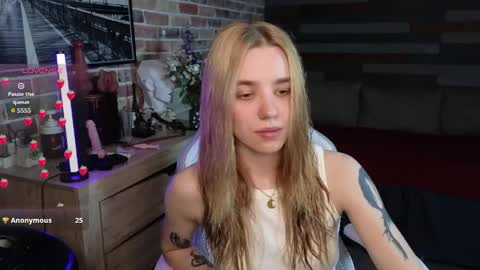 Snapshot of eva_mini chatting on May 31, 2026, 9:05 pm eva_mini online show from May 31, 2026, 9:05 pm