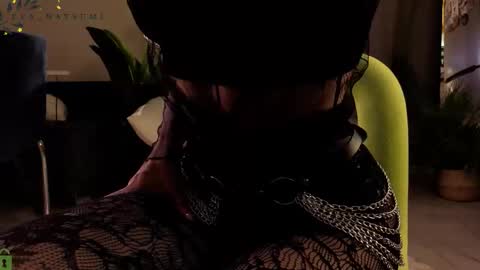 Snapshot of eva_natsumi chatting on November 16, 2025, 5:51 pm Eva online show from November 16, 2025, 5:51 pm