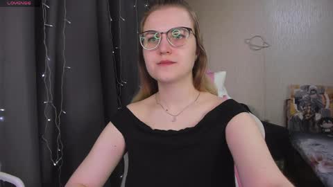 Eva online show from April 23, 2026, 11:42 am