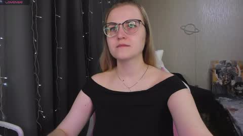 Eva online show from April 25, 2026, 11:35 am