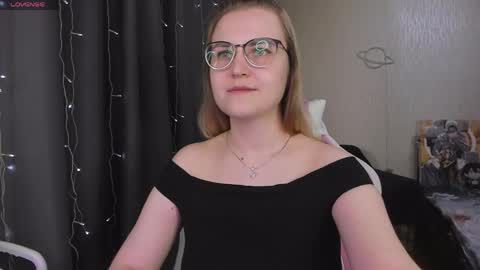 Eva online show from April 25, 2026, 1:41 pm