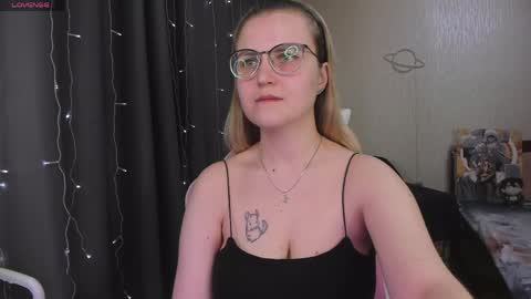 Eva online show from April 30, 2026, 3:29 pm