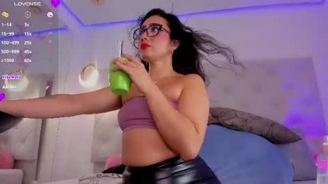 Snapshot of eva_rain chatting on July 9, 2026, 5:22 am Eva online show from July 9, 2026, 5:22 am