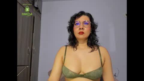 Eva online show from June 10, 2026, 9:35 pm