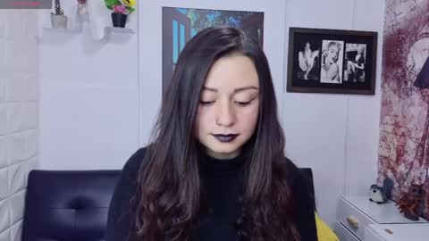 Snapshot of eva_rosell chatting on May 16, 2026, 3:33 pm Eva online show from May 16, 2026, 3:33 pm