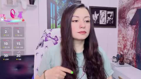 Snapshot of eva_rosell chatting on May 27, 2026, 3:09 pm Eva online show from May 27, 2026, 3:09 pm