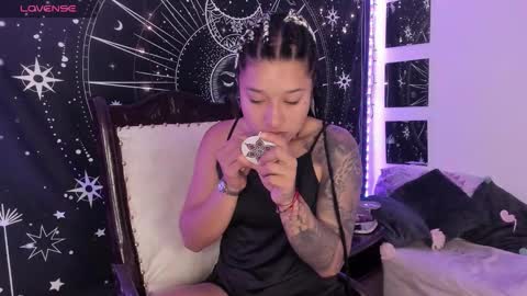 Snapshot of eva_sanderslee chatting on September 25, 2025, 6:17 am Eva online show from September 25, 2025, 6:17 am