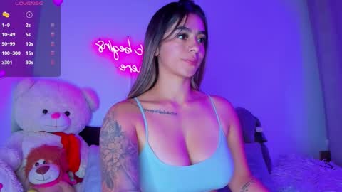 Snapshot of eva_shinee_ chatting on October 7, 2025, 10:56 am Eva Shinee online show from October 7, 2025, 10:56 am