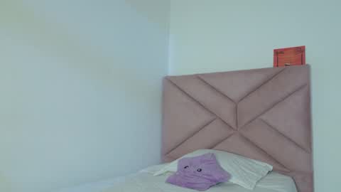 Eva Sin online show from April 25, 2026, 11:46 pm