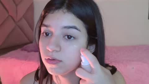 Snapshot of eva_sin18 chatting on June 24, 2026, 11:26 pm Eva Sin online show from June 24, 2026, 11:26 pm