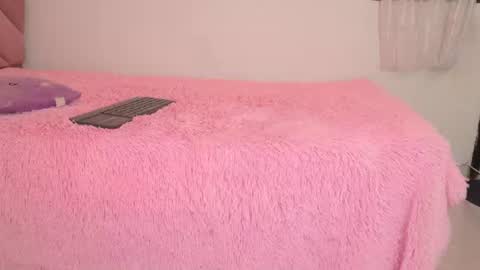 Snapshot of eva_sin18 chatting on June 27, 2026, 11:21 pm Eva Sin online show from June 27, 2026, 11:21 pm
