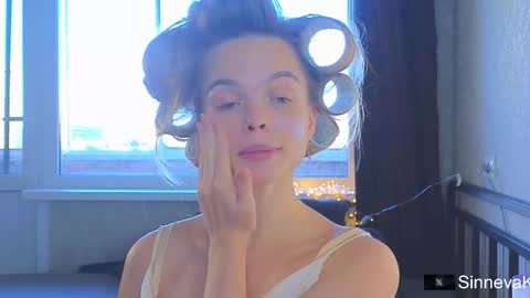 Hi there i am Eva and i wish create a nice community with you so join my Ticket Show for more pleasure online show from September 29, 2025, 1:05 pm