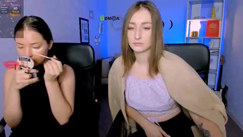 Snapshot of eva_smiith_ chatting on November 25, 2025, 7:30 am Eva online show from November 25, 2025, 7:30 am