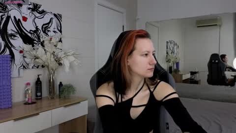 eva_vils online show from January 14, 2025, 12:24 pm